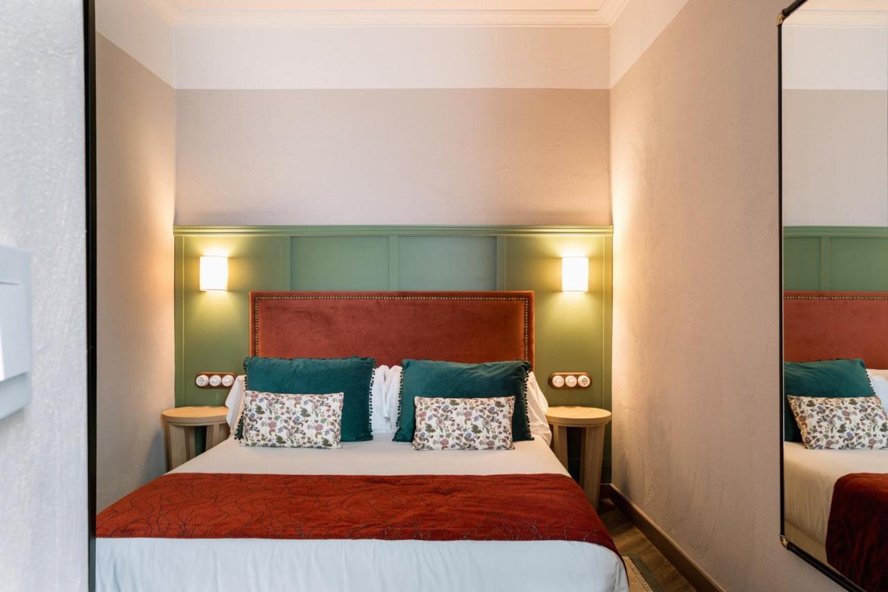 The Honest Hotel & Apartments Севилья Экстерьер фото