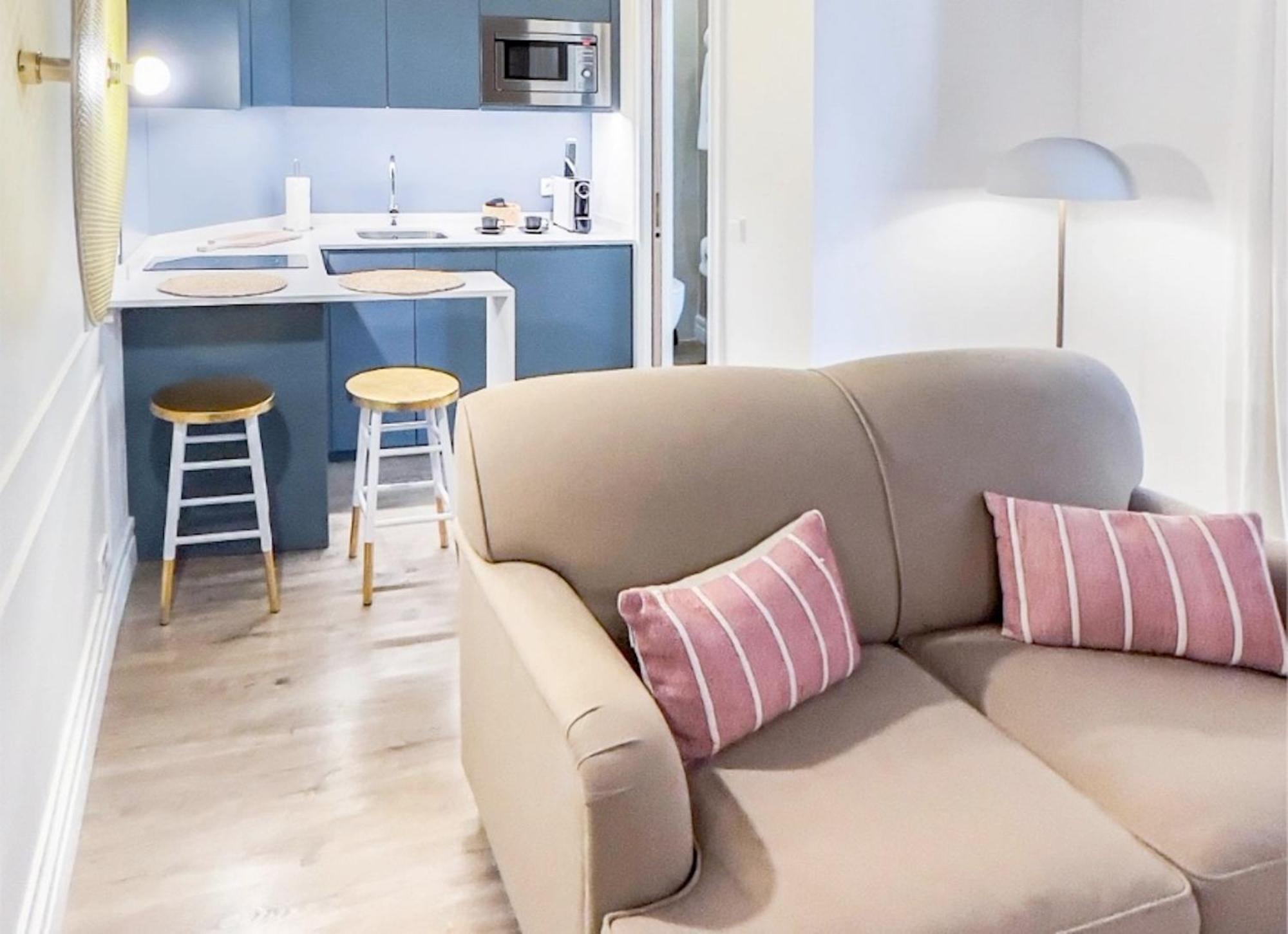 The Honest Hotel & Apartments Севилья Экстерьер фото